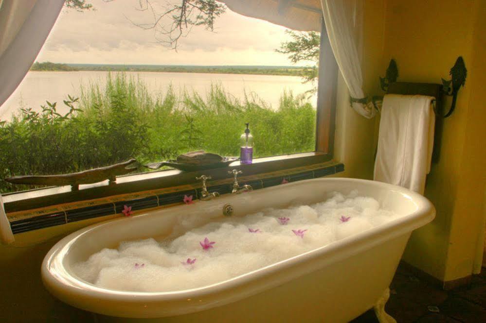 Tongabezi Lodge Simonga Экстерьер фото